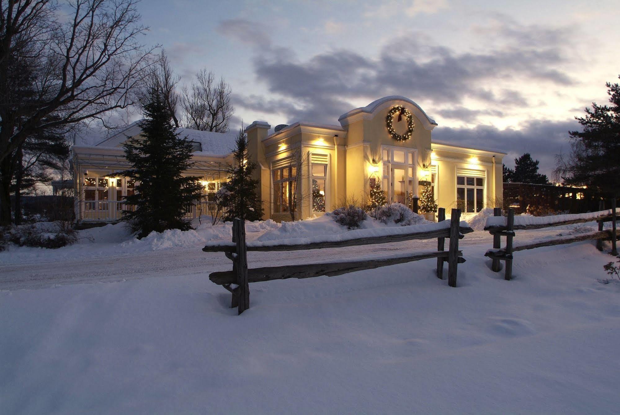 Auberge West Brome 外观 照片